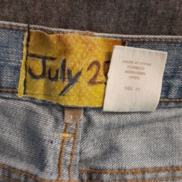 July 25 Jeans! - Picture 8 of 8